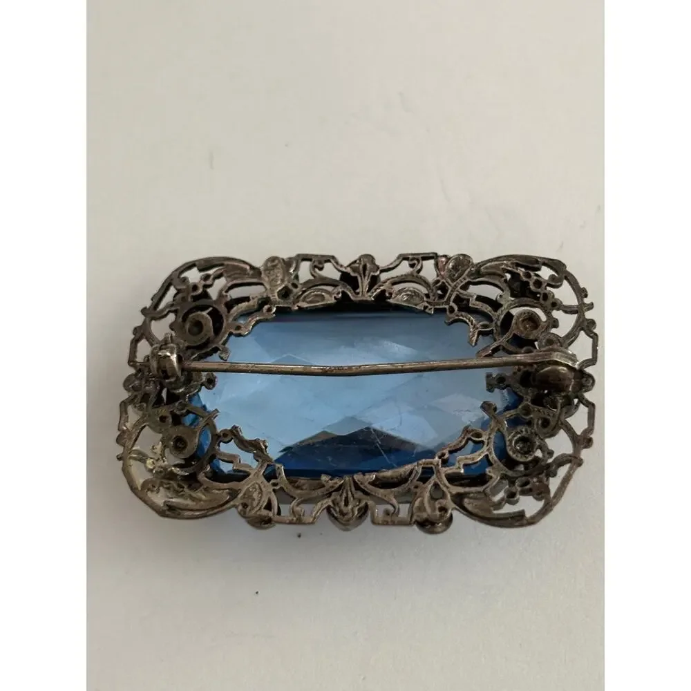 Vintage Silver Tone Irnate Broodh Blue Glass Stone